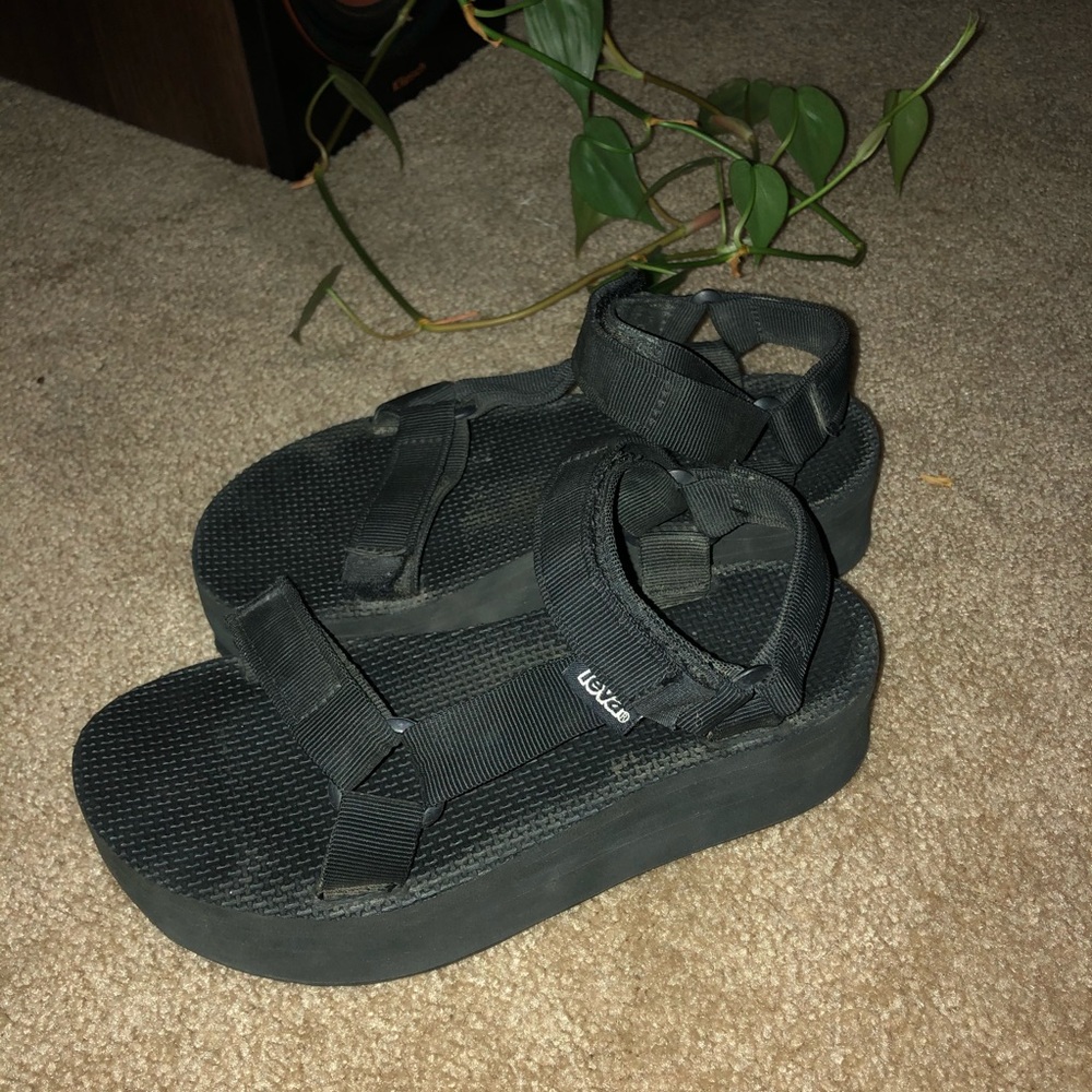Platform Teva Sandals